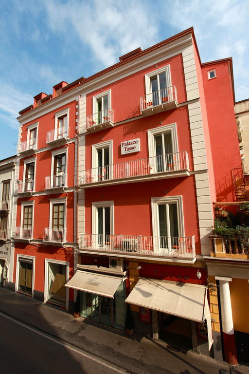 Palazzo Tasso Couette-café